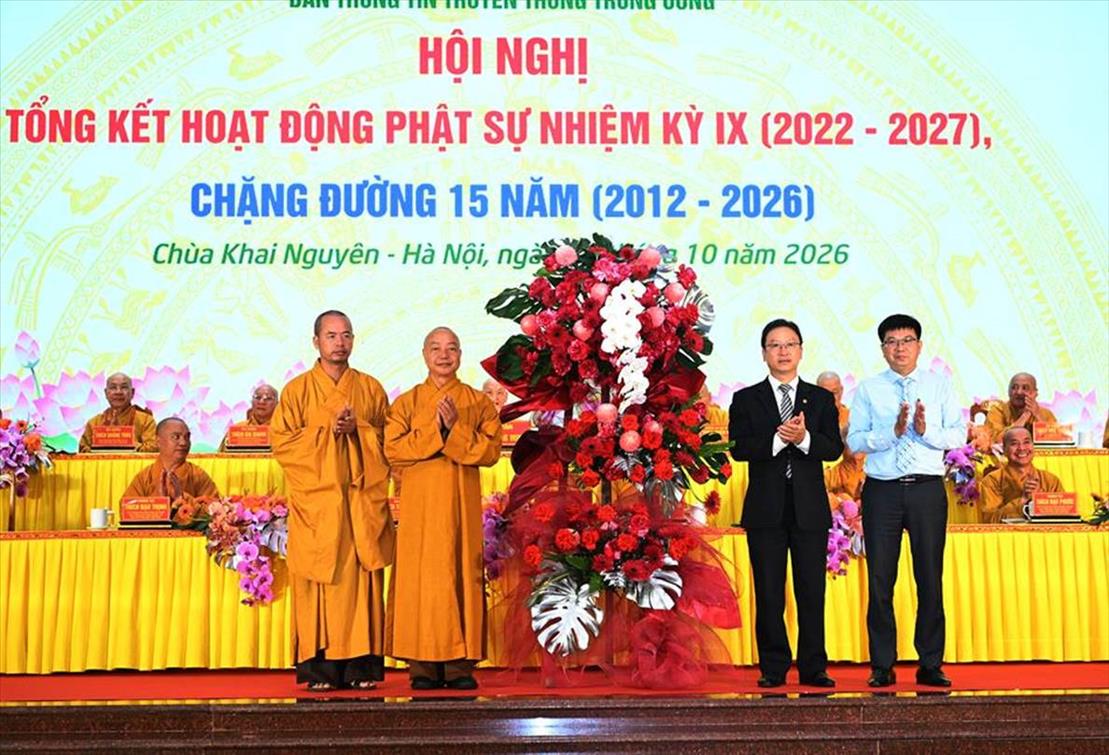 truyen-thong-phat-giao-viet-nam-sau-15-nam-tu-tin-phat-su-den-ket-noi-cong-dong_nguoiphattu_com_nhu luc pham ngoc son  (57).jpg